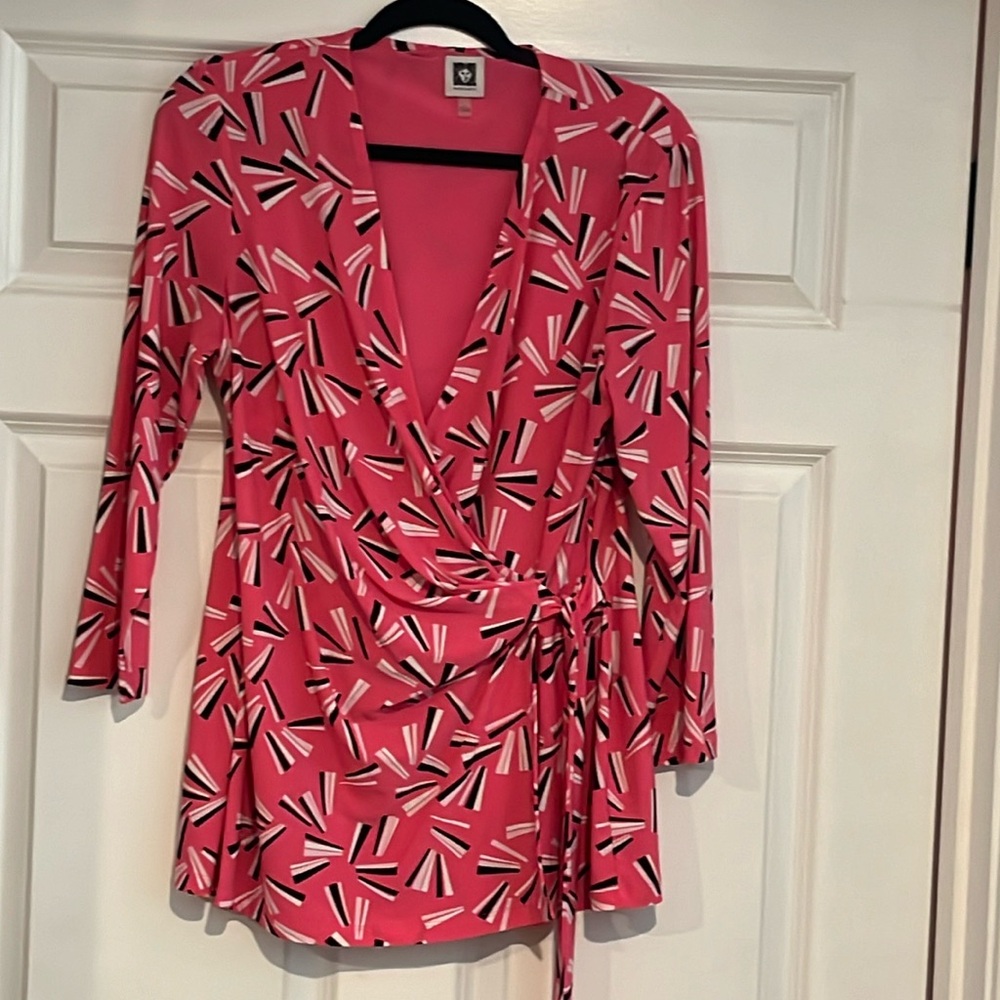 Anne Klein size Large 3/4 sleeve blouse